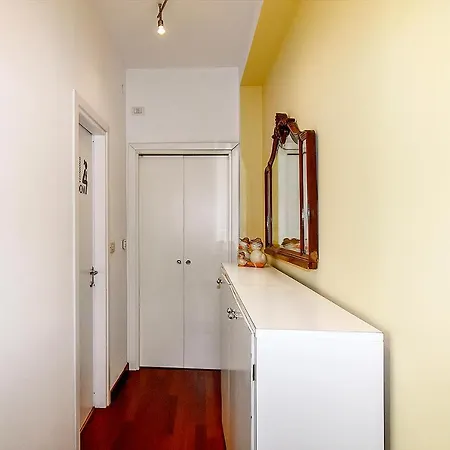 Appartamento Casa Kandinsky - 10 Minuti Da Aeroporto Di Linate Milano